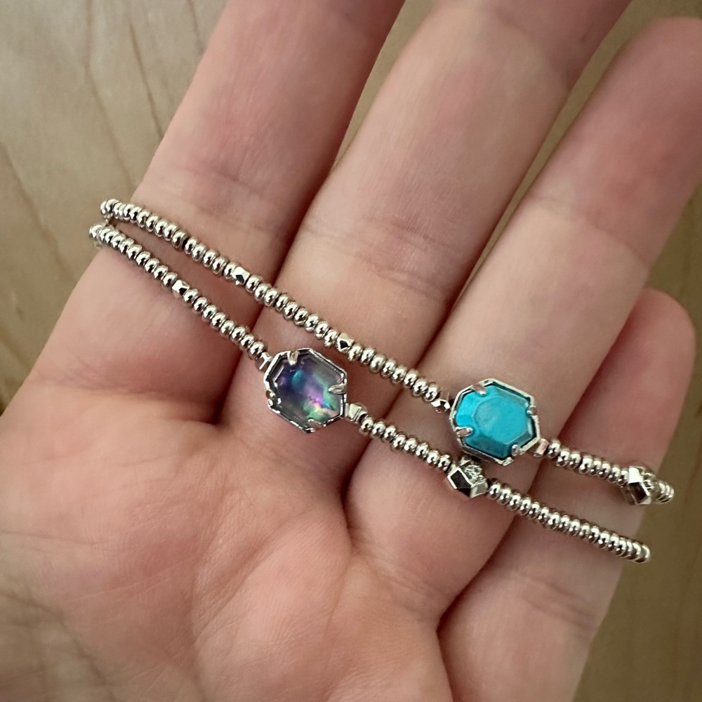 Viral (social media) Kendra Scott color bar stretch bracelets